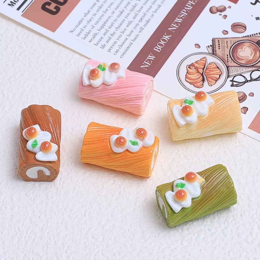 Cream Cake Roll Charm