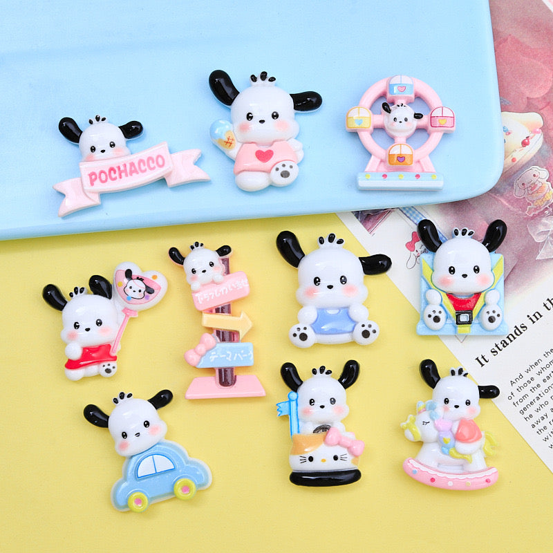 Pocha Theme Park Charms