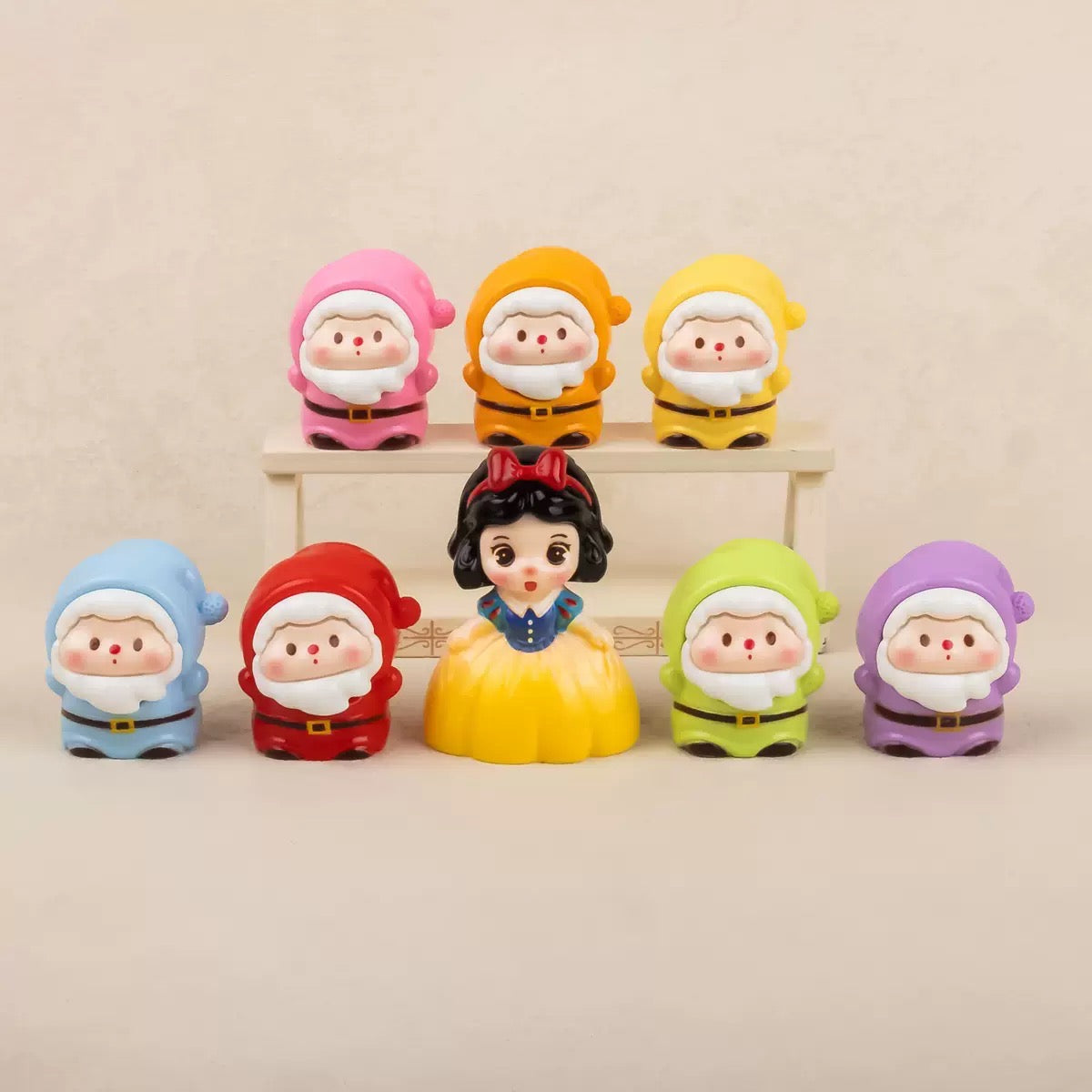 3D Snow White And Seven Dwarfs Figurine