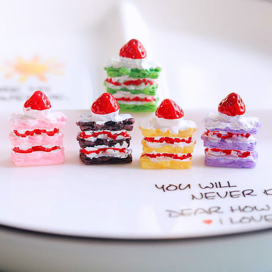 Mini Strawberry Cakes