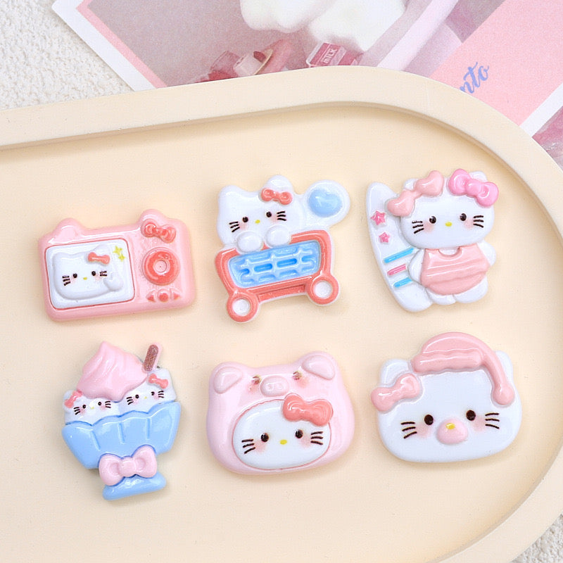 Hello Kitty Summer Vacation Charms