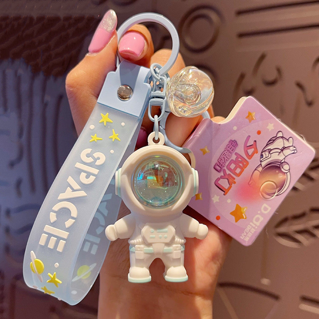 CARTOON ASTRONAUT KEYCHAIN โ SIS STUDIO