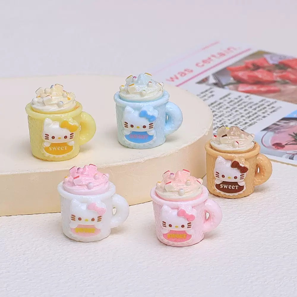 Hello Kitty Desserts Cup Charm