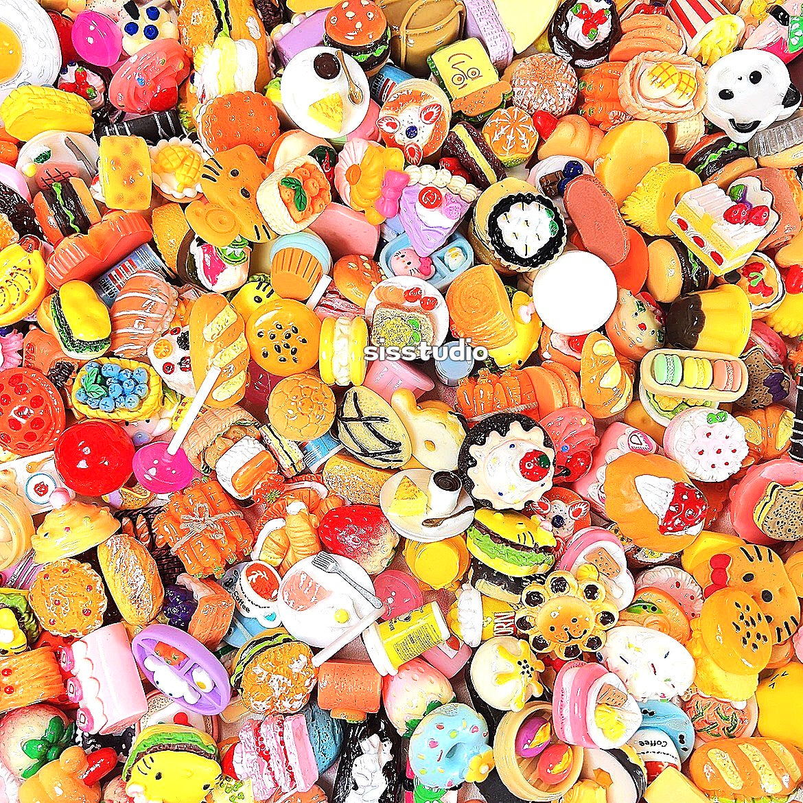 LUCKY SCOOP-CHARMS EDITION