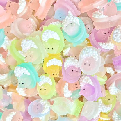 Luminous Bath Piggy Charms