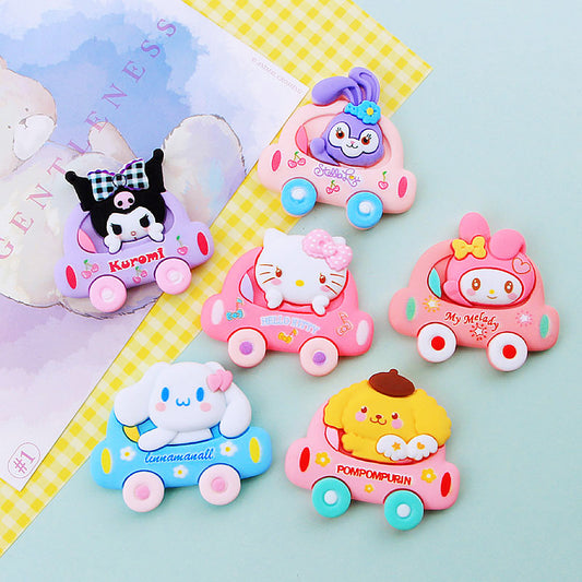 Grandes amuletos de coches de juguete Sanrio 