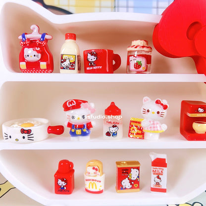 Hello Kitty Miniature Trinkets Shelf