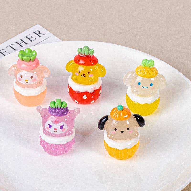 Amuletos luminosos de frutas Sanrio 