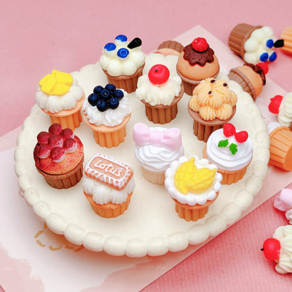 Mini Fruit Cupcakes
